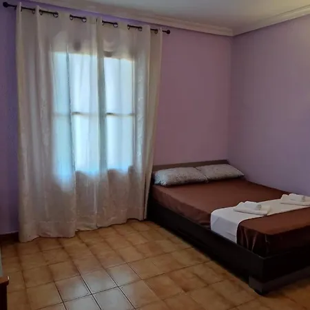 27-3- Комната С Балконом В Квартире Аликанте Для 5 Человек Habitación en casa particular