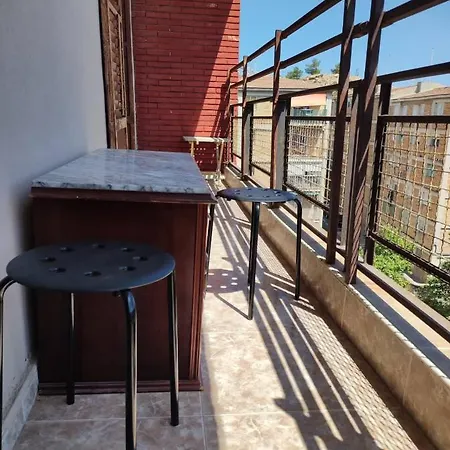 Homestay 27-3- Комната С Балконом В Квартире Аликанте Для 5 Человек