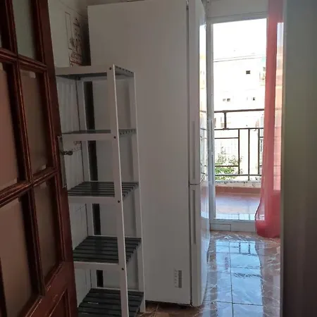27-3- Комната С Балконом В Квартире Аликанте Для 5 Человек Habitación en casa particular